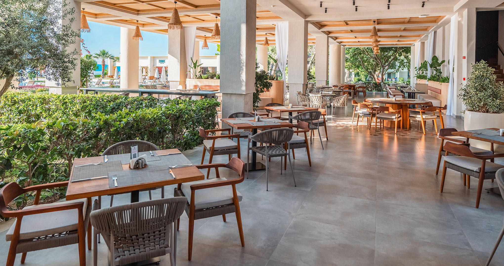 pranzo-sherwood-exclusive-kemer-galeri-d-1.jpg
