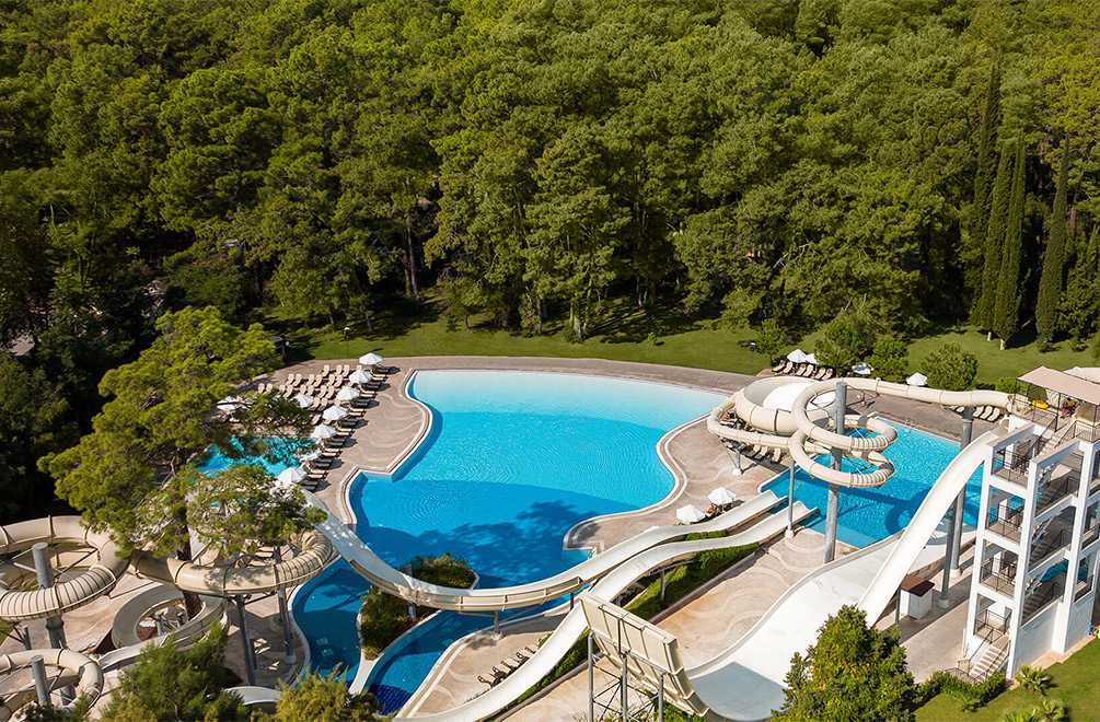 <p>An expansive aquapark experience at the heart of entertainment!</p>
