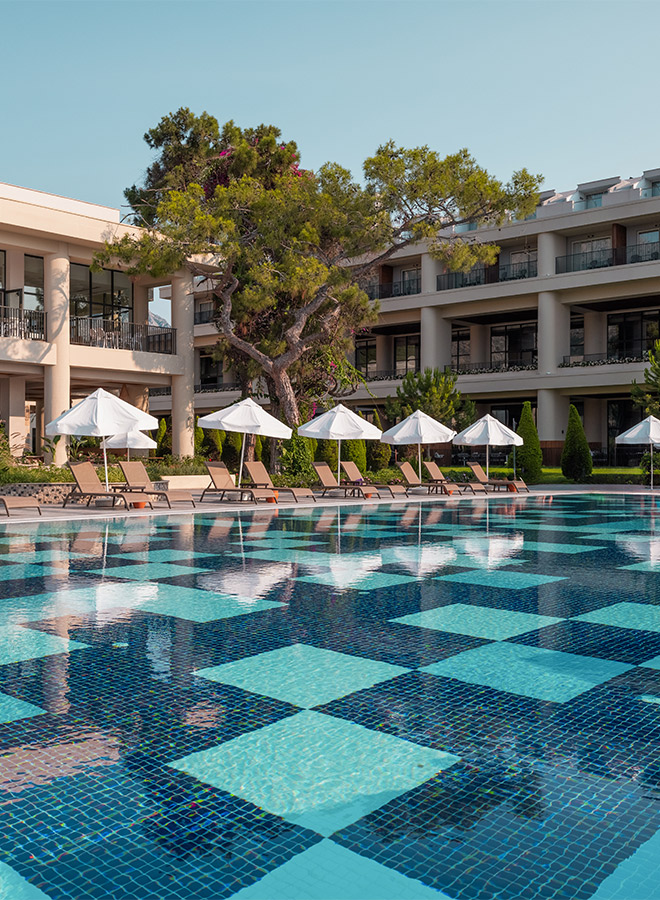 <p>Main Pool – 2 (Outdoor Heated Pool)</p>