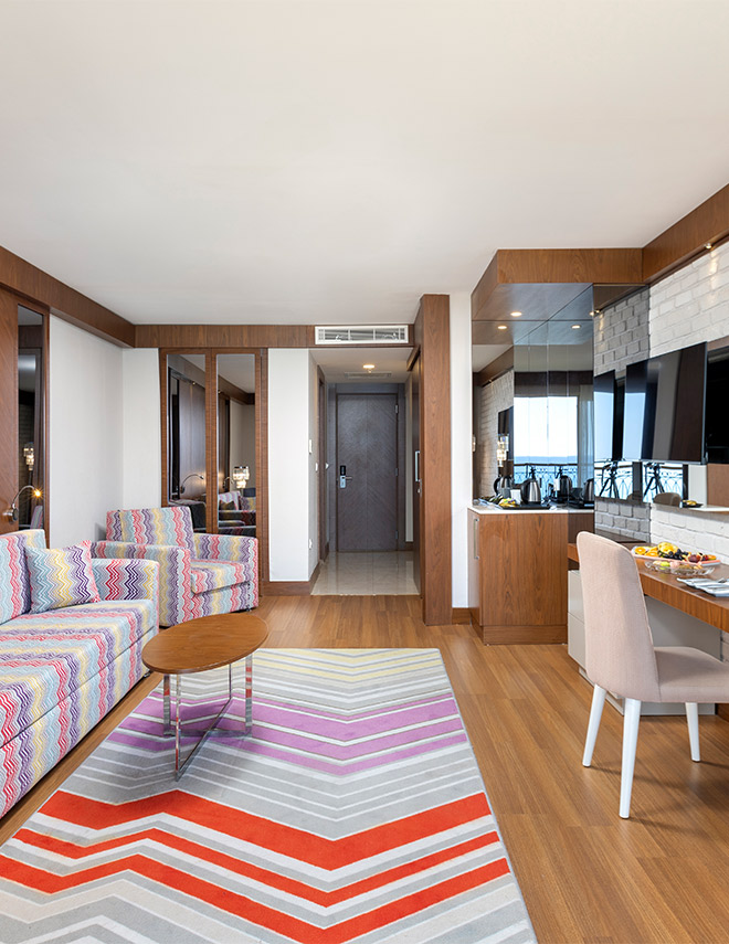 <p>Room Features</p>