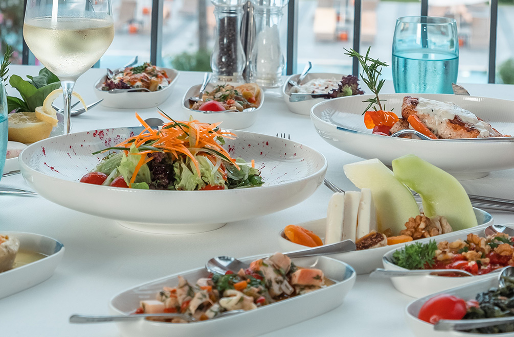 <p>Flavors to Savor at Sunset</p>
