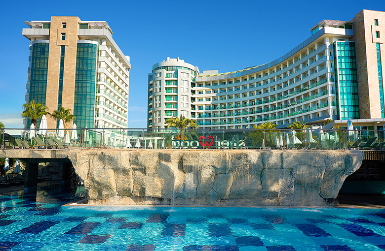 Sherwood Exclusive Lara