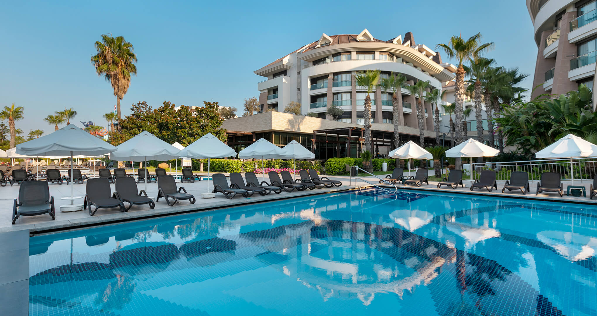Sherwood-dreams-resort-plaj-ve-havuzlar-Heated-Pool-galeri-1.jpg