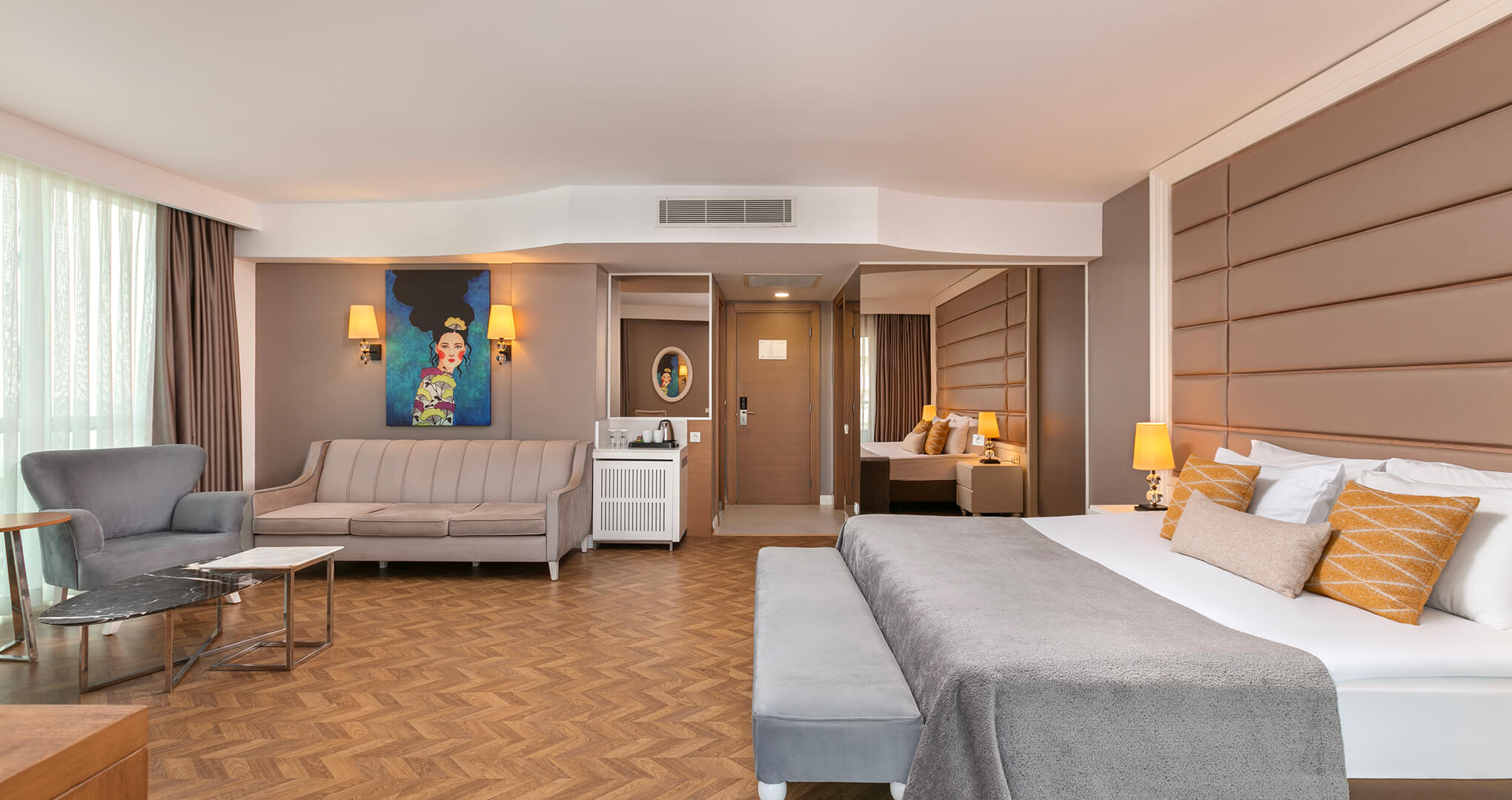 Sherwood-lara-konaklama-Jacuzzi-Suite-galeri-1.jpg