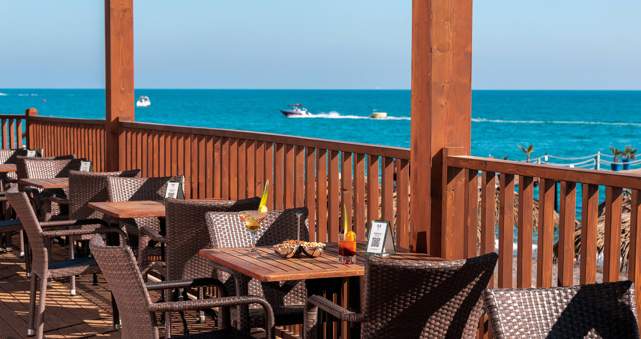 sherwoood-tui-belek-gastronomi-sunset-beach-bar-galeri-2.jpg