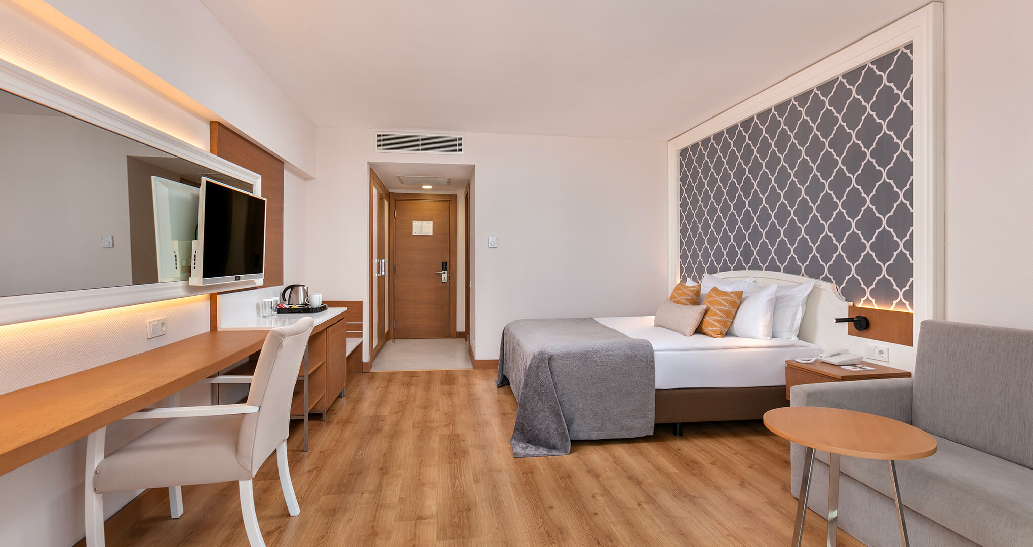 Sherwood-lara-konaklama-deluxe-room-galeri-2.jpg