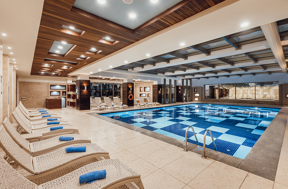<p>This place, which offers service regardless of the season, evokes the tranquility of water in a cozy setting.</p>