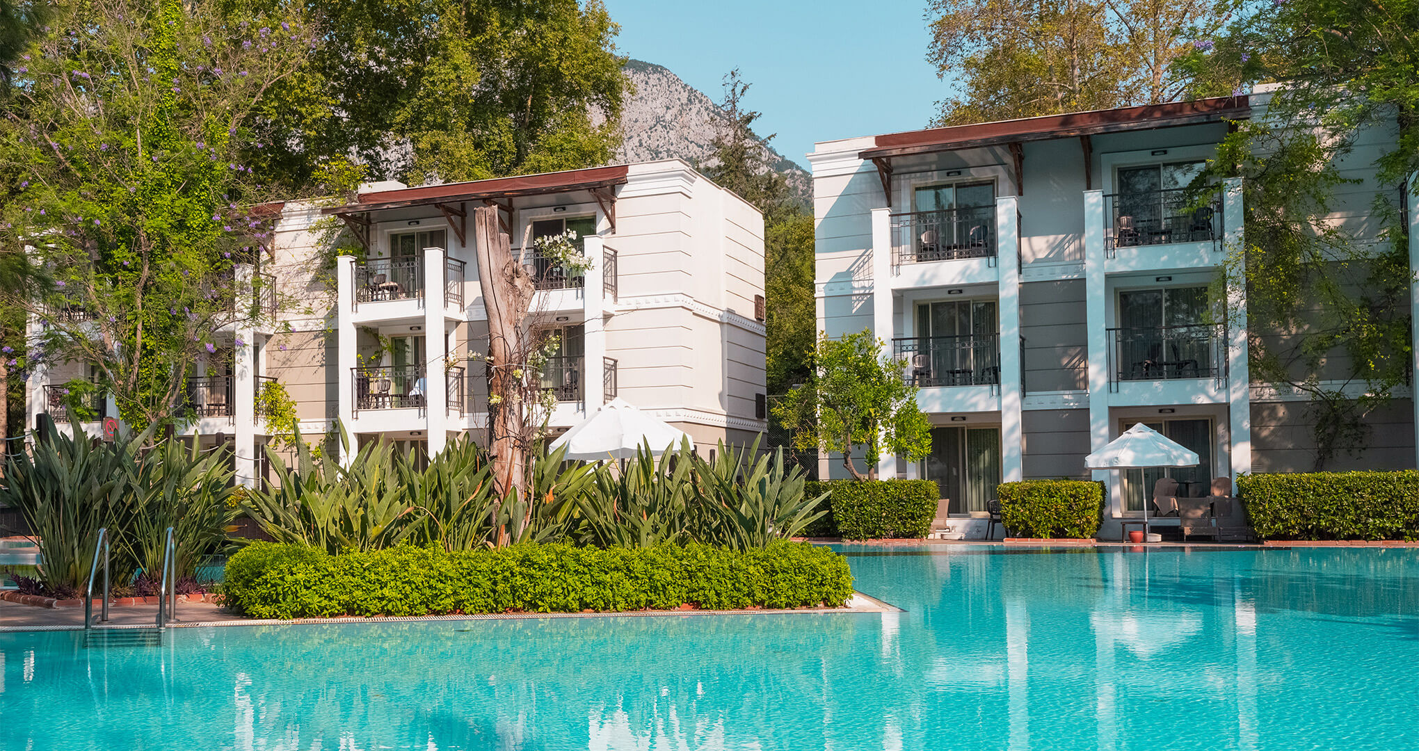 sherwood-exclusive-kemer-swim-up-havuz-galeri3.jpg