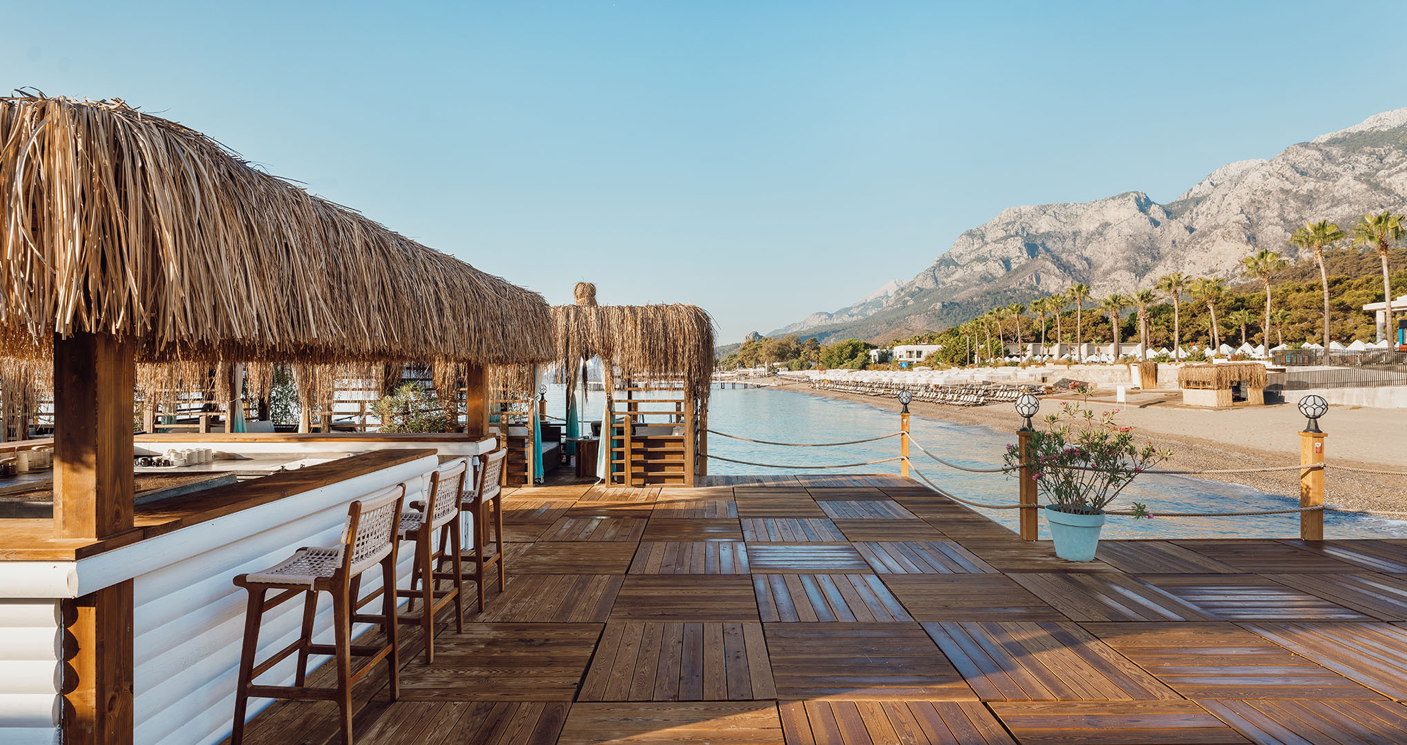 sherwood-exclusive-kemer-pier-bar-galeri-1-d.jpg