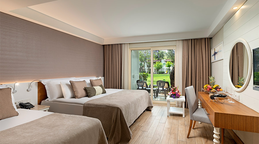 <p>Standard Room</p>