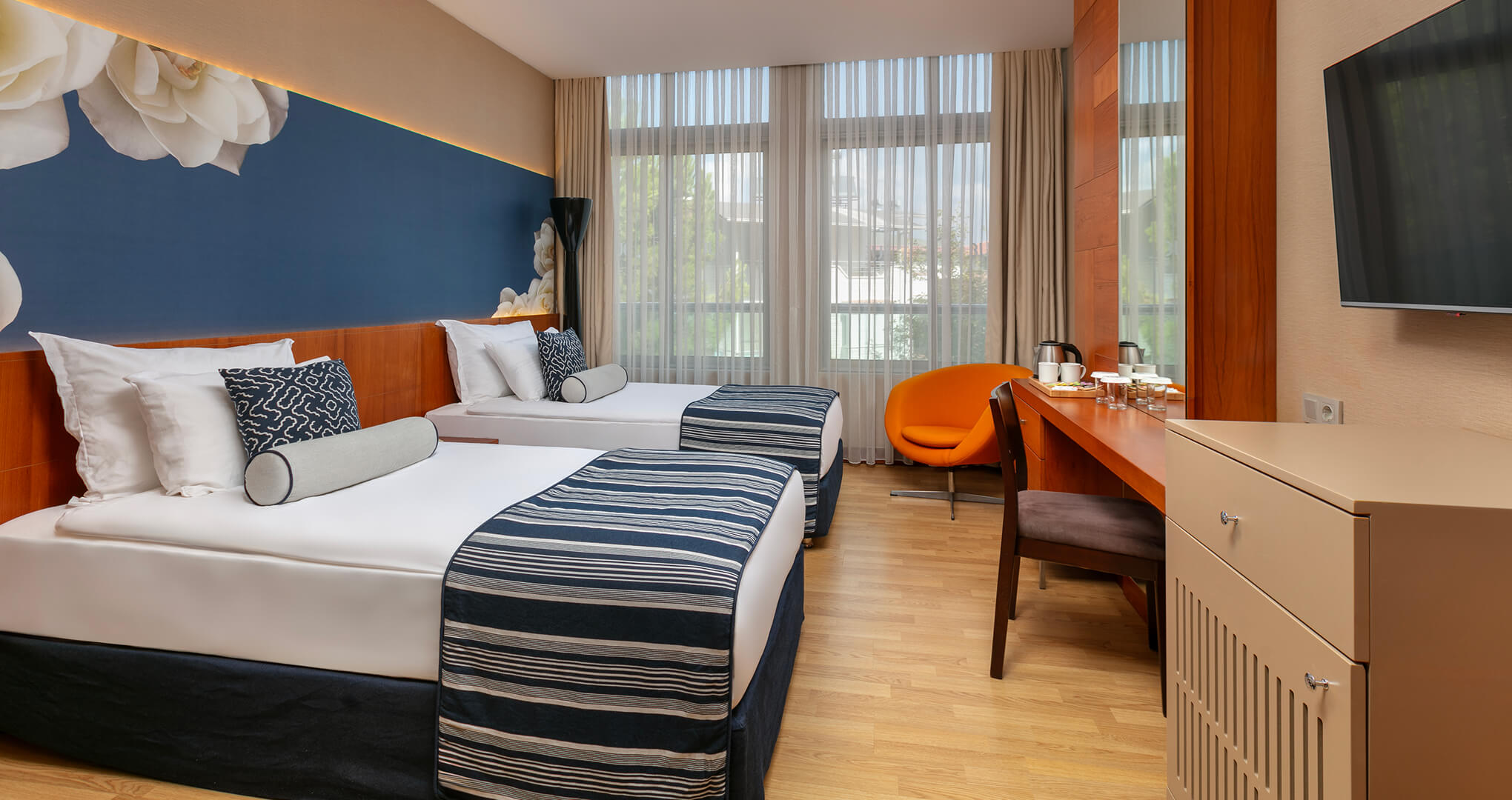 sherwood-hotels-tui-belek-konaklama-handicapped-room-galeri-1.jpg
