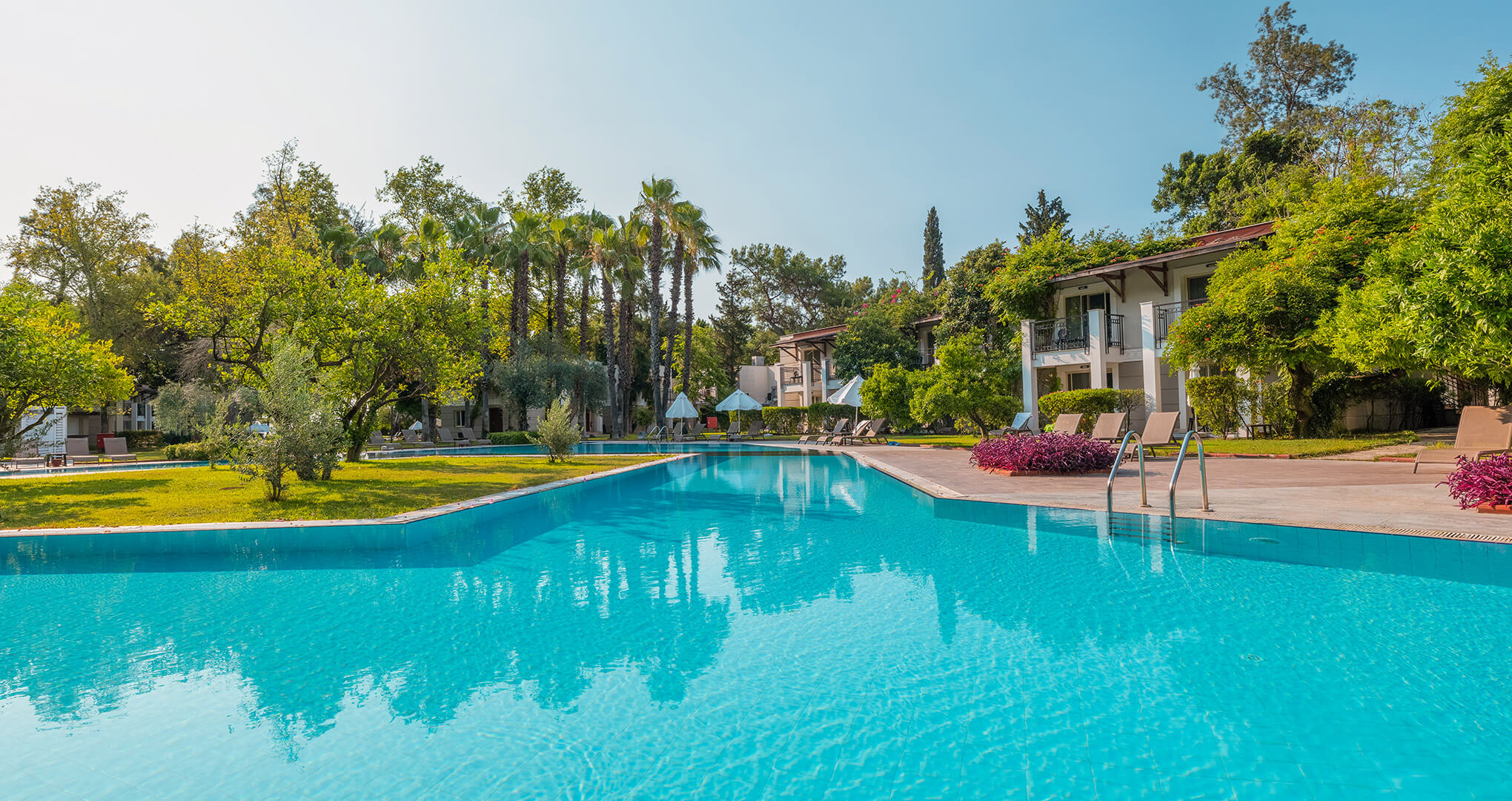 sherwood-exclusive-kemer-mandalin-havuz-galeri5.jpg