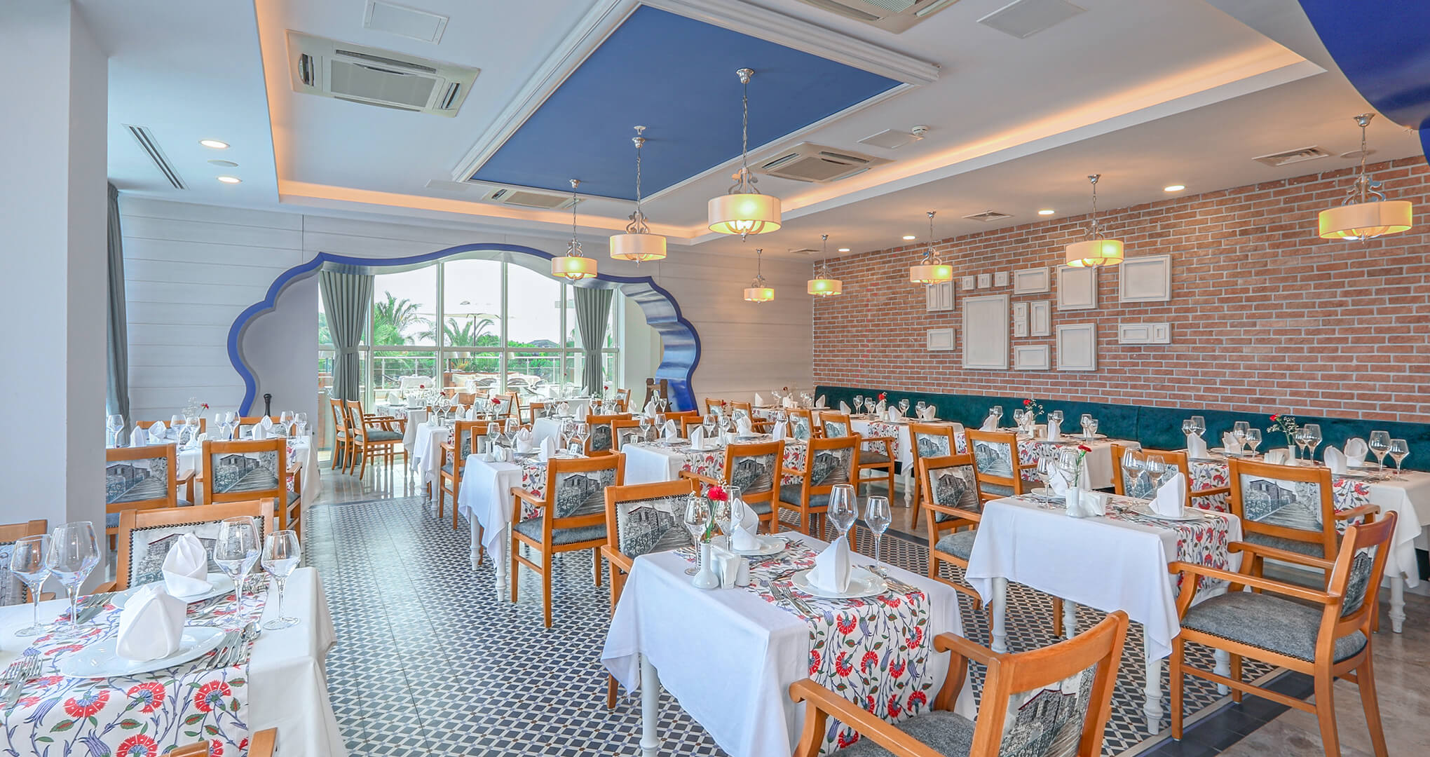 Sherwood-exclusive-lara-gastronomi-basilico-galeri.jpg